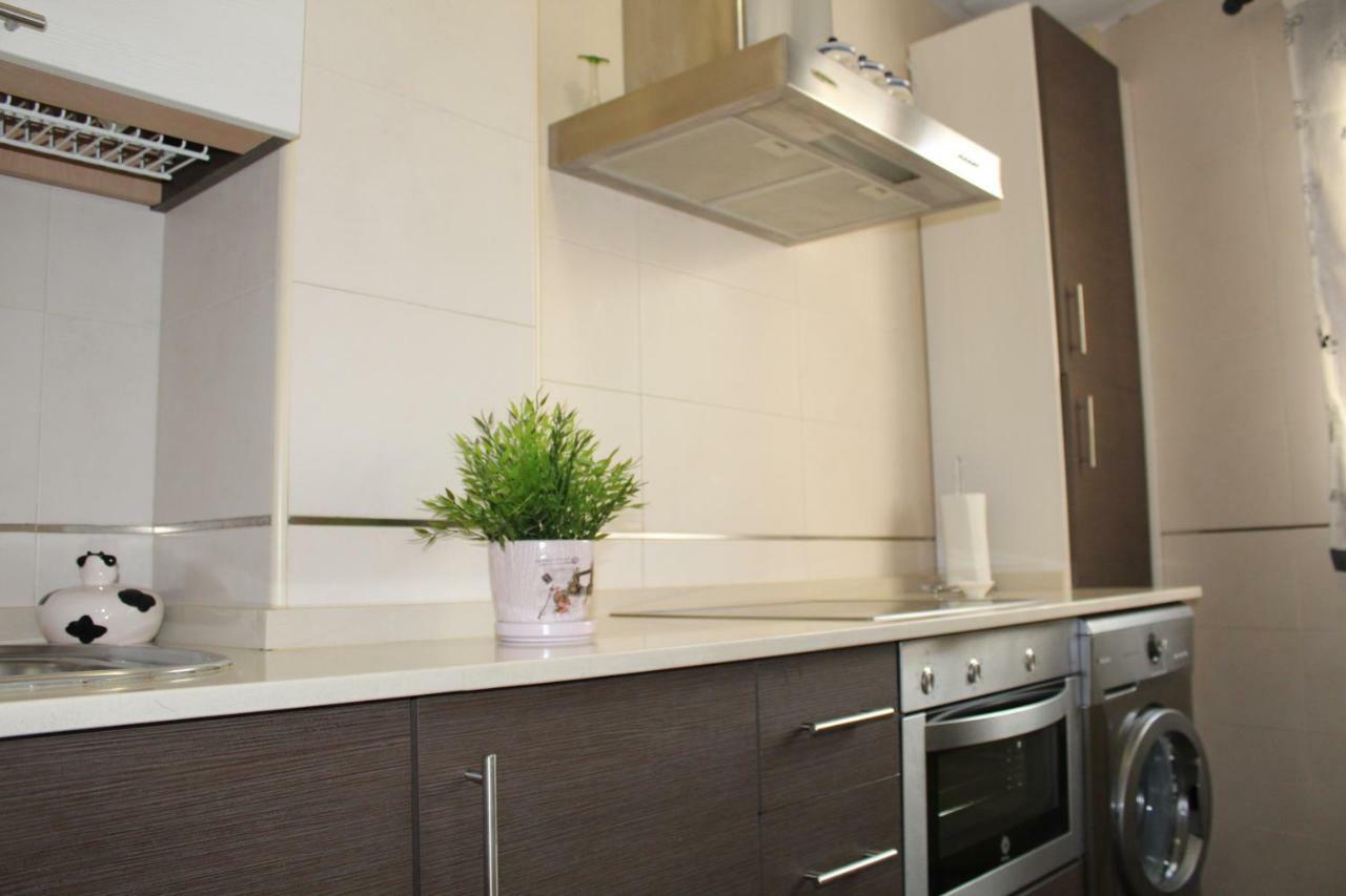 Apartamento Centro Apartment Кадис Екстериор снимка