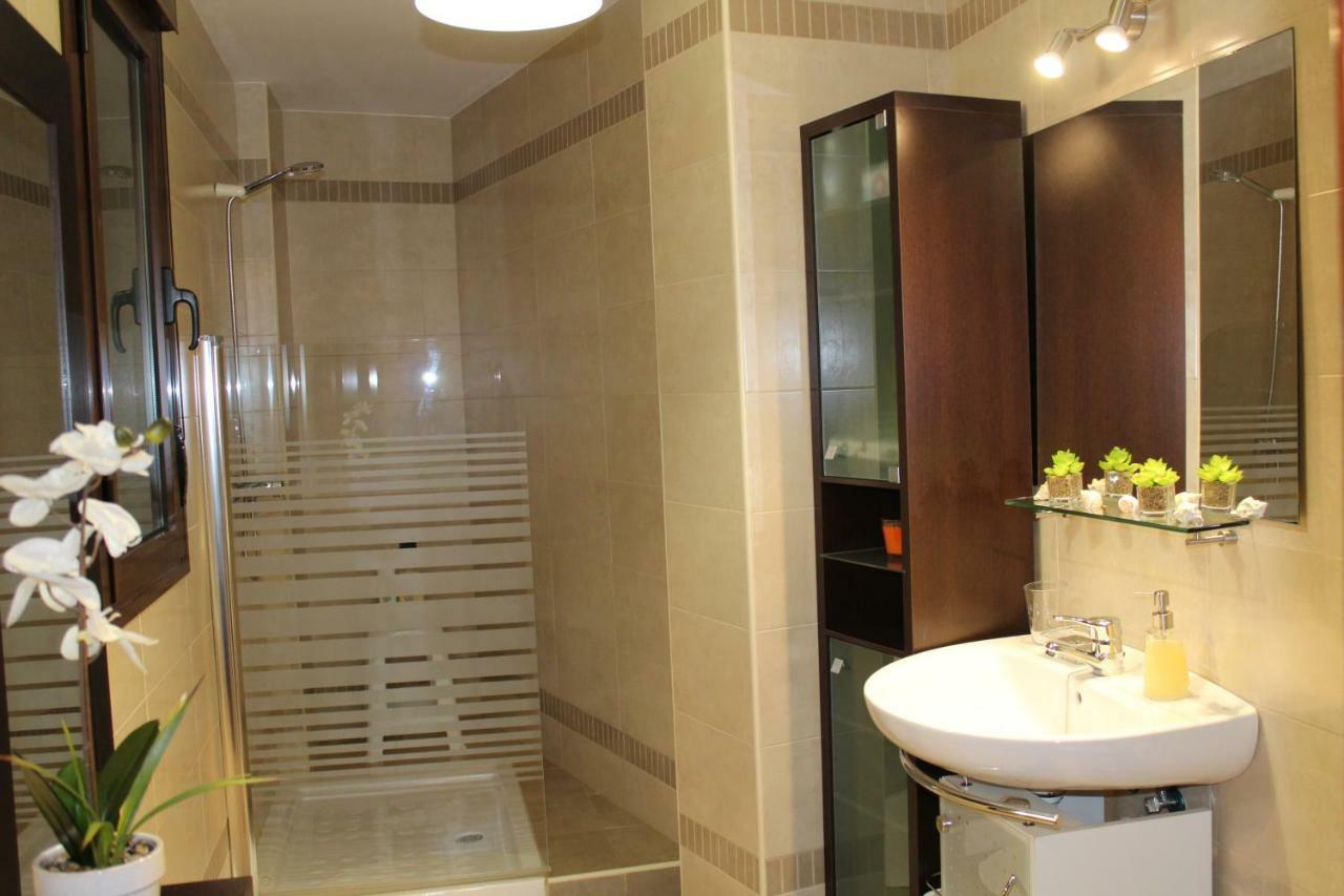 Apartamento Centro Apartment Кадис Екстериор снимка